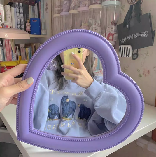 Translation missing: en.Aesthetic Heart shaped mirror