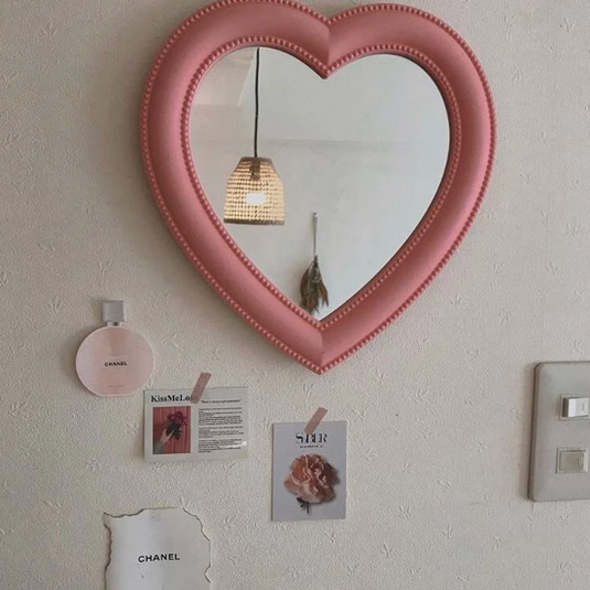 Translation missing: en.Aesthetic Heart shaped mirror