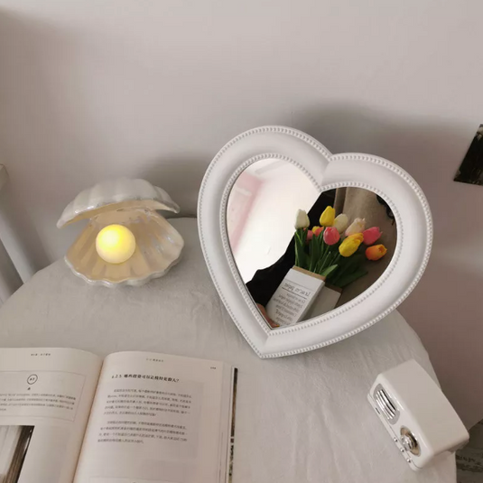 Translation missing: en.Aesthetic Heart shaped mirror
