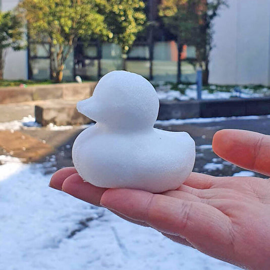 Translation missing: en.Duck Shaped Snowball Maker Clip