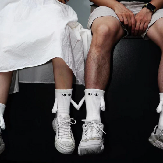 Translation missing: en.Embroidery Magnetic Cute Couple Pair of Socks