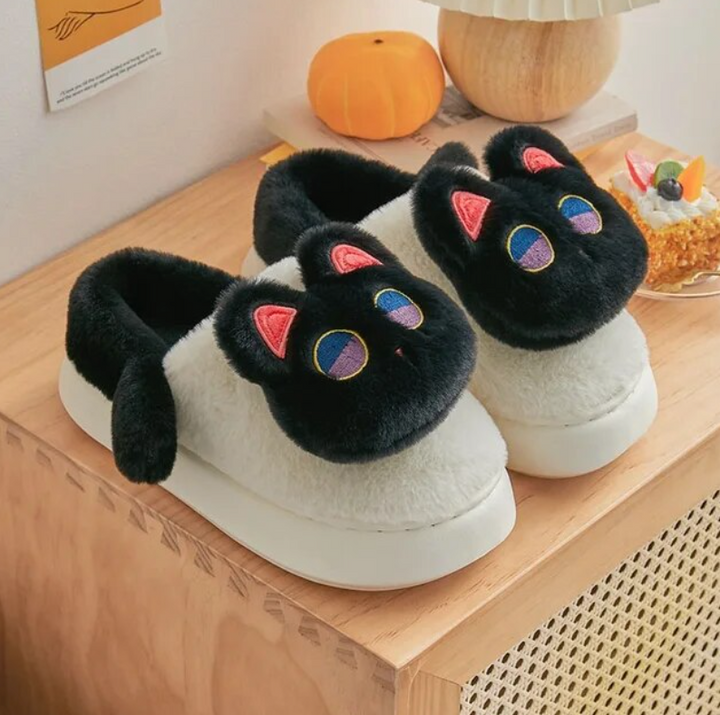 Adorable Cats Cozy Winter Warm Slippers