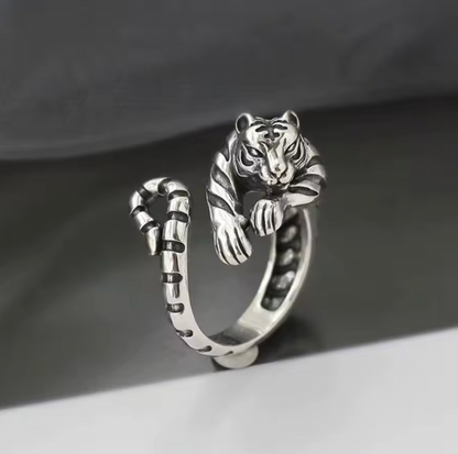 ADJUSTABLE TIGER RING