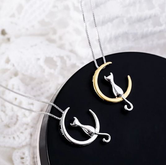 Translation missing: en.Sterling Silver Cat On The Moon Necklace