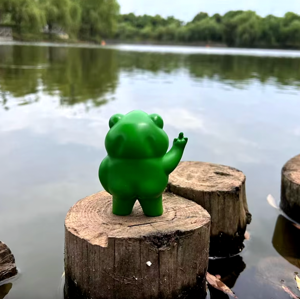 FROG FIGURINE