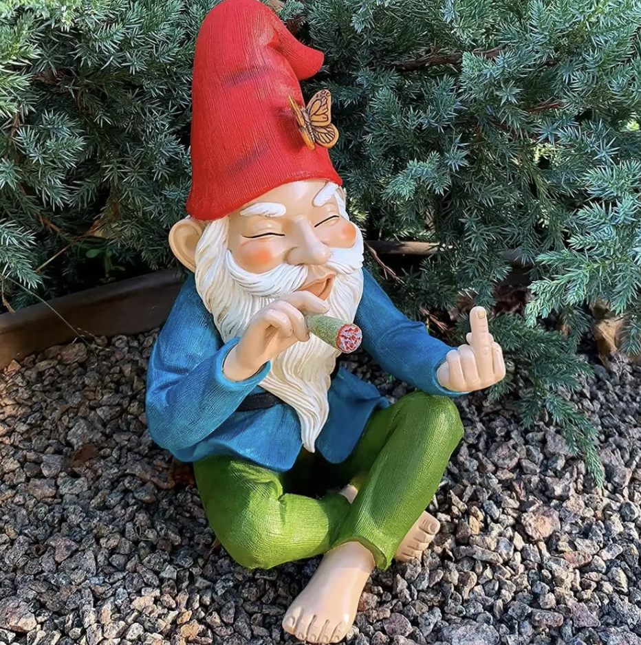 FUNNY GNOME STATUE