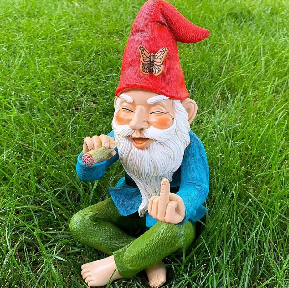 FUNNY GNOME STATUE