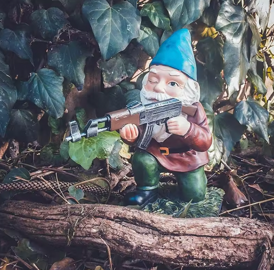 Translation missing: en.FUNNY GARDEN GNOME STATUE