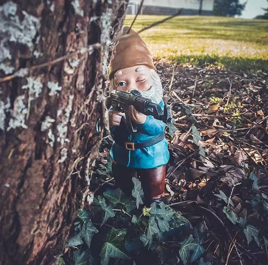Translation missing: en.FUNNY GARDEN GNOME STATUE