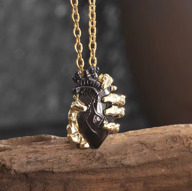 SKULL BLACK HEART GOTH NECKLACE