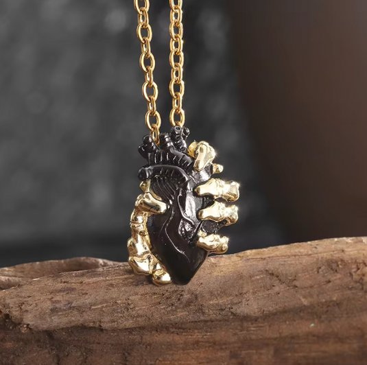 Translation missing: en.SKULL BLACK HEART GOTH NECKLACE