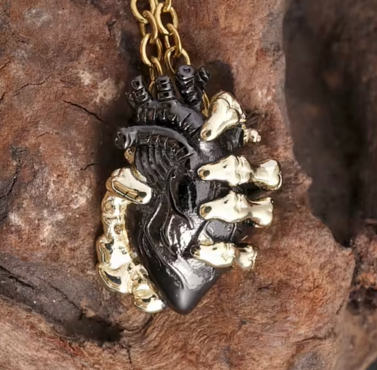 Translation missing: en.SKULL BLACK HEART GOTH NECKLACE