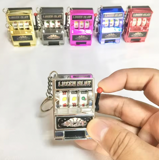 SLOTS MACHINE KEYCHAIN