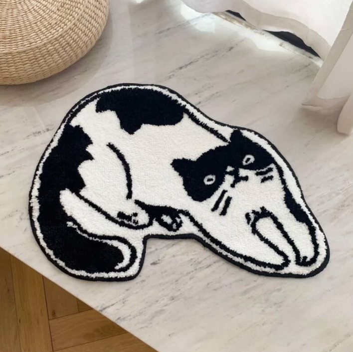 Black and white cat MAT
