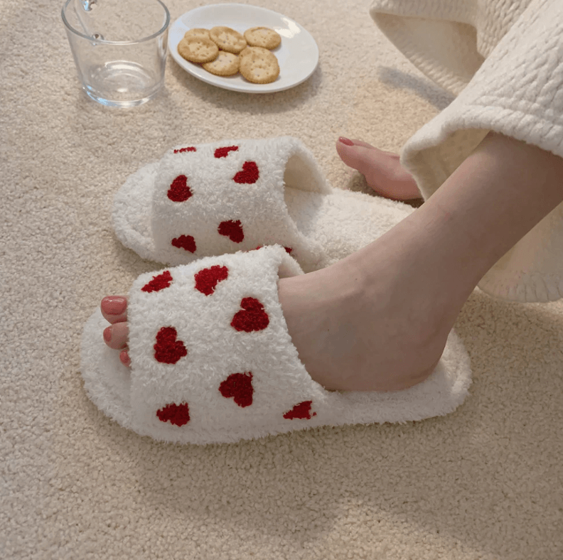 13 Different Styles Fluffy Slippers - BEST SELLER