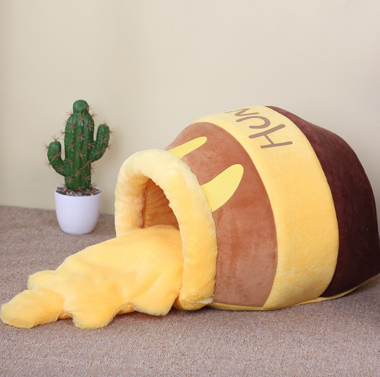 Honey Pot Cat Bed